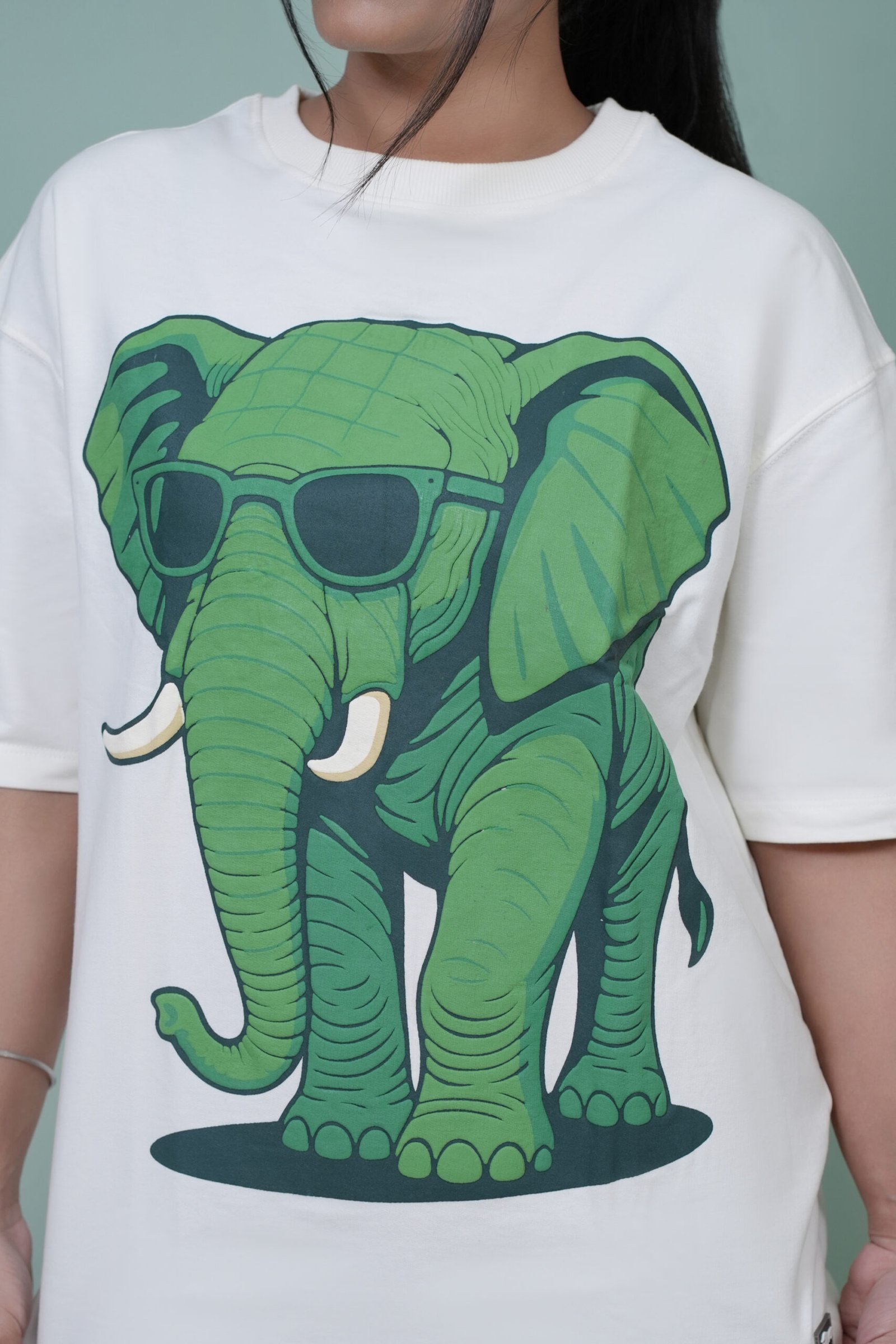 Walking Elph Oversized T-shirt