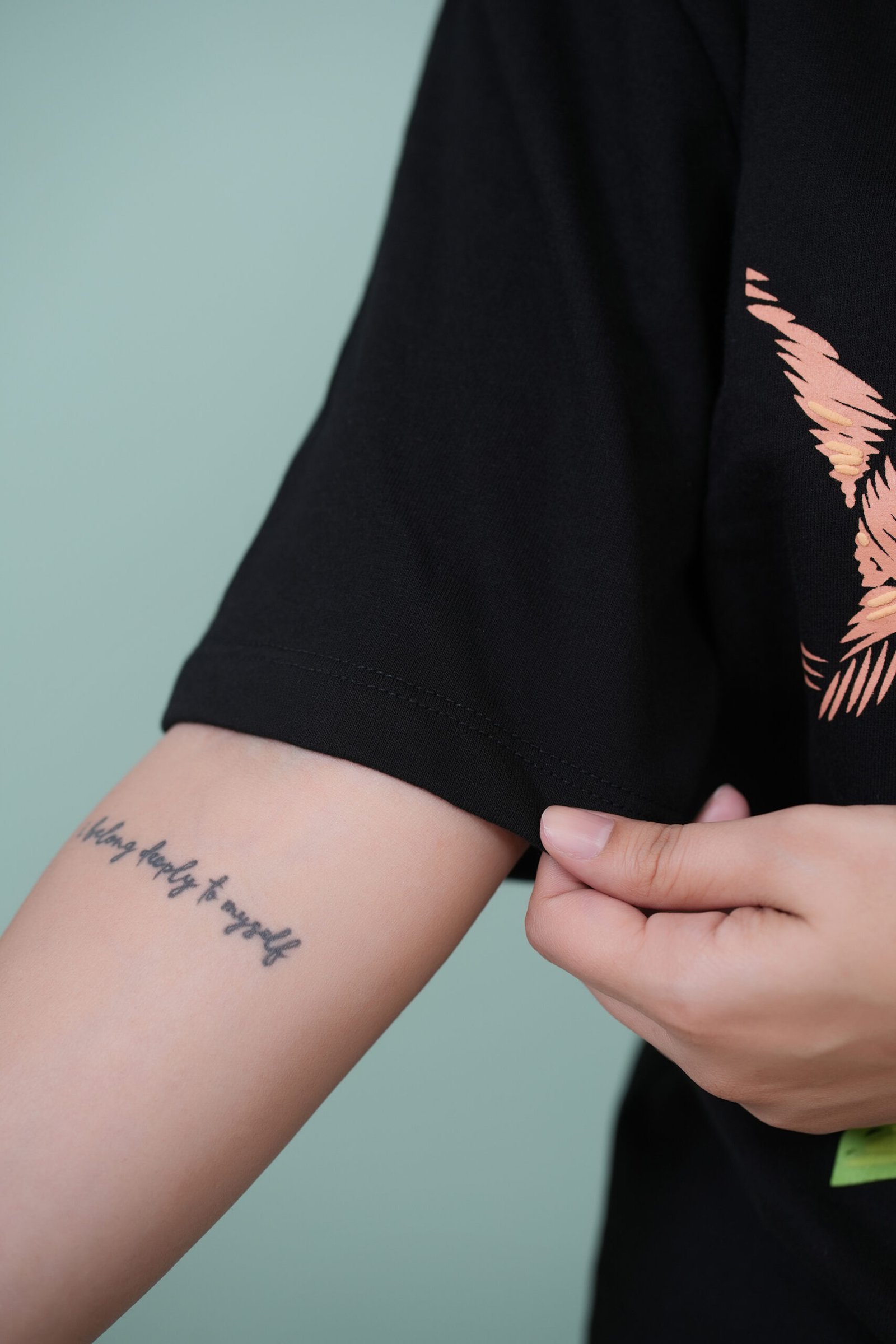The Gentle Giraffe Oversized Tshirt